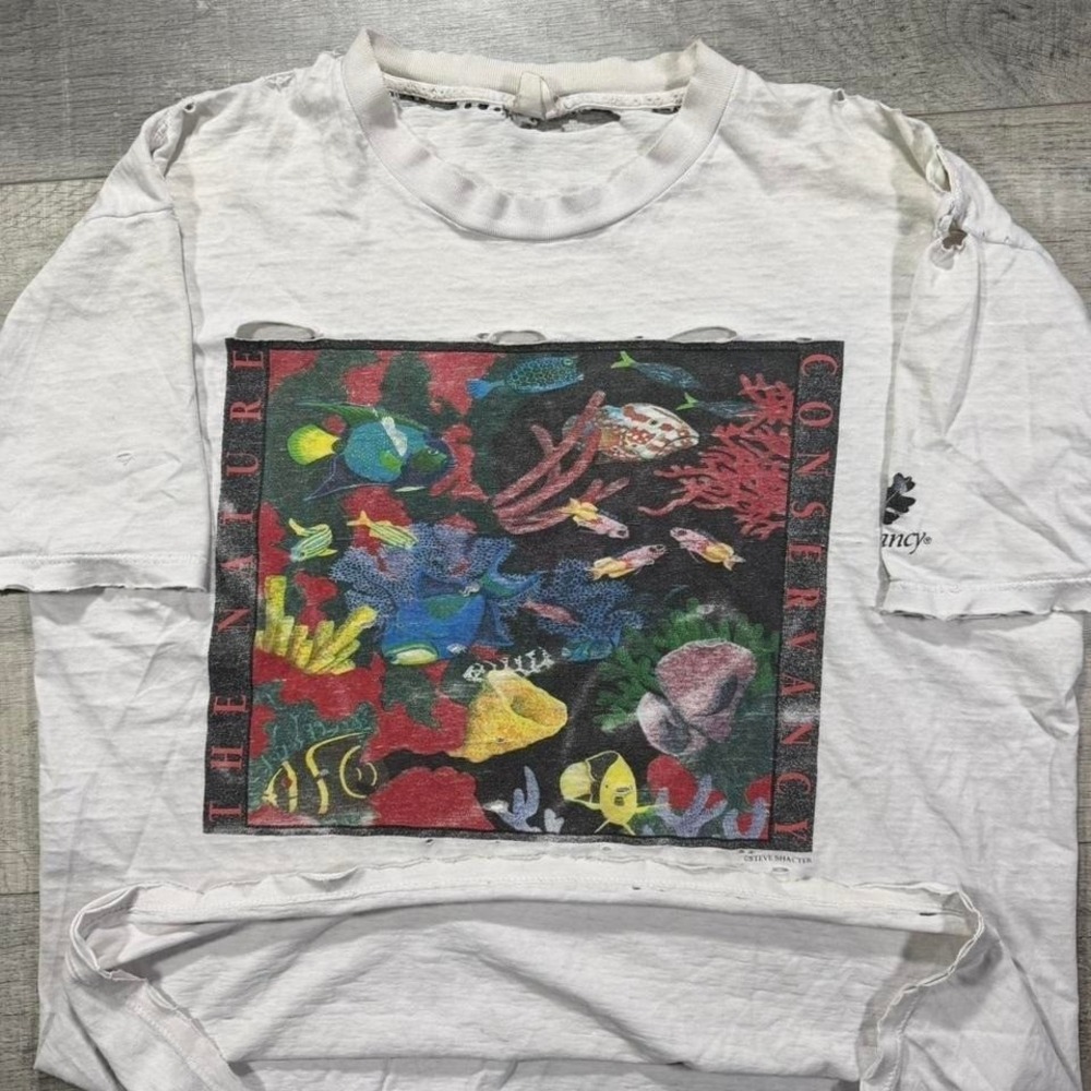 Vintage 90s distressed rare art aquatic fish box logo thrashed T-shirt Size XL - Picture 2 of 7
